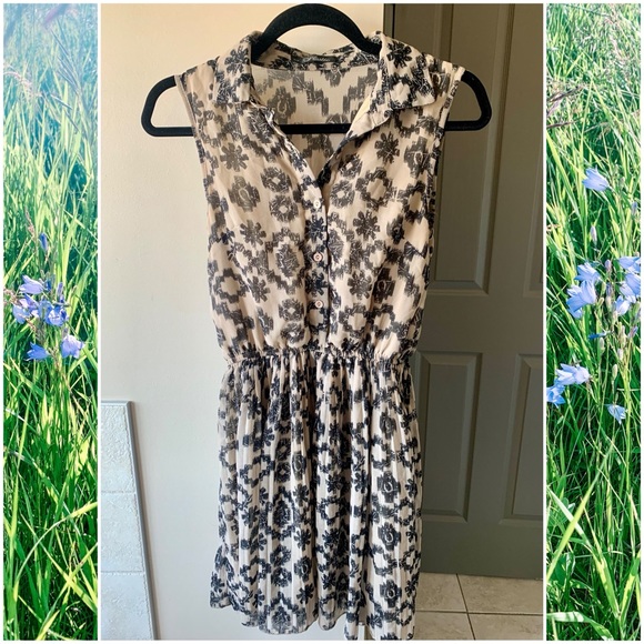 🌿PLASTIC Dress (S) - Picture 2 of 5